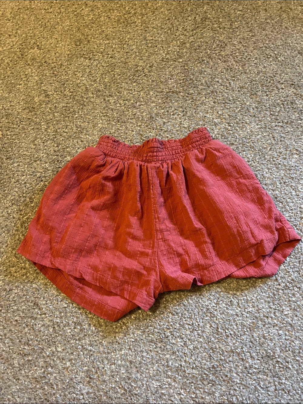Small billabong flowy shorts pink/coral